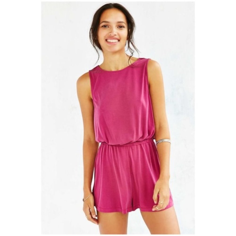 SILENCE + NOISE Berry Pink Two Twisted Romper sz M - Picture 4 of 8